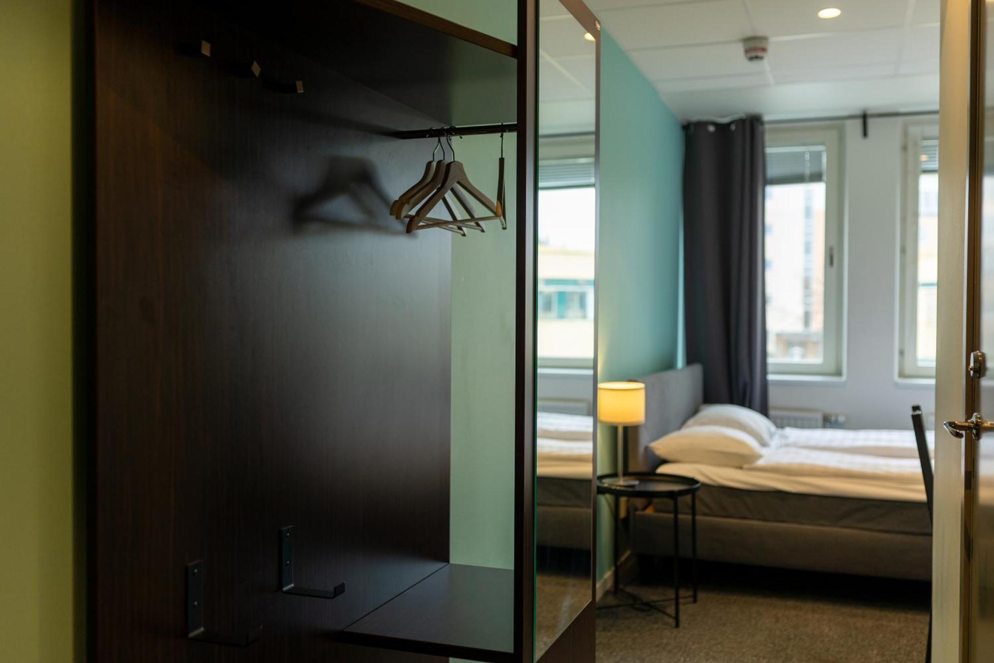 Stockholm Hotel Apartments Sollentuna Exterior photo